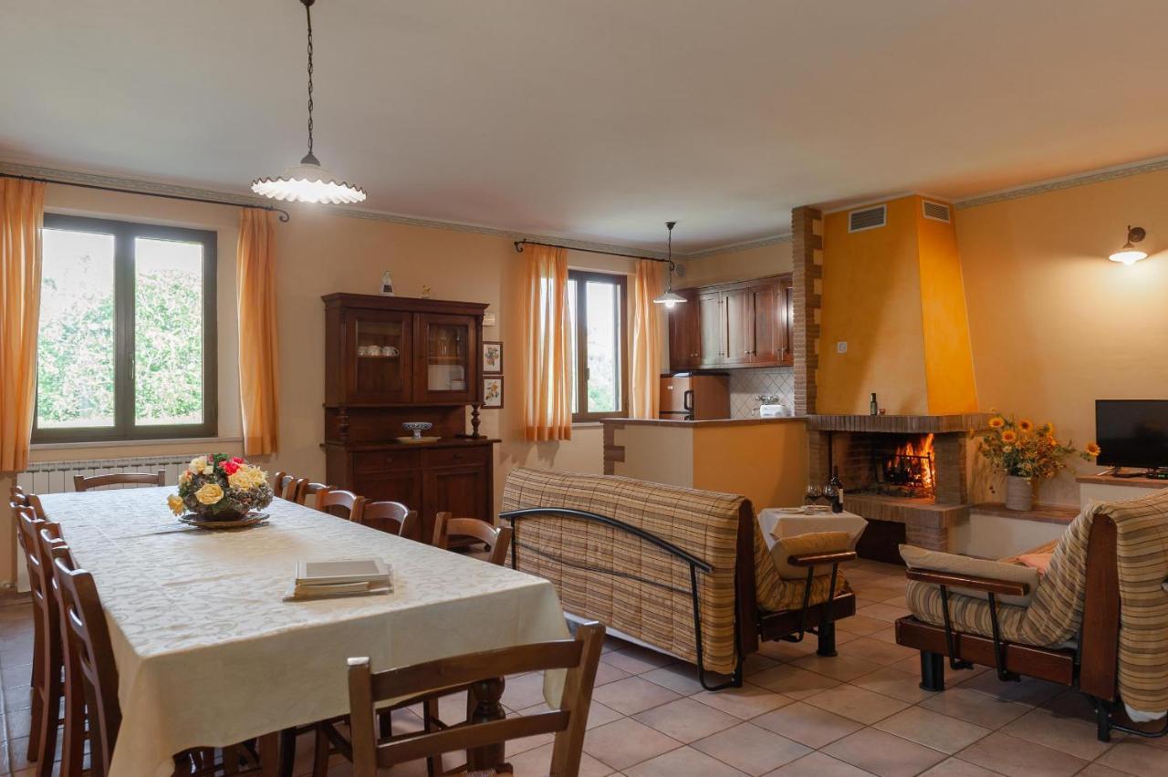 Agriturismo Le Dolci Colline Valfabbrica Exteriér fotografie